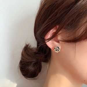 2024 New Arrival Zeojrlly Women Classic  Stud Earrings  Korean Rose Rhinestone Earrings Women Simple  Small Earrings Jewelry