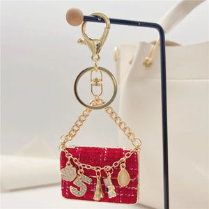 Luxury CC Eiffel Tower Car Key Chains Women Bag Handbag Pendants Plush Keychain Gift Jewelry