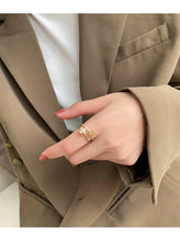 2025 Classic Design Double Layer Flower Shape Gold Color Open Ring Luxury Accessories for Korean Fashion Jewelry Girls' Fingers