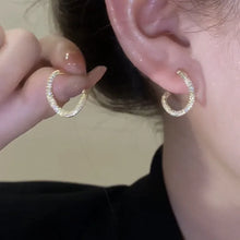 Vintage CC Design Stud Earrings for Women Korean Fashion X Cross Zircon Earring Engagement Jewelry Gifts Wholesale