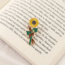 Sunflower Enamel Pins Custom Wholesale Sun Plant Brooch Lapel Badges Beautiful Flowers Fashion Jewelry Gifts for Women Wholesale