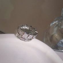 Korea New Style Snake Ring for Women Fashion Exquisite Open Ring Elegant Ladies Banquet Jewelry