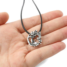 Alice in Wonderland Necklace Charm Jewelry Alice Cheshire Cat Pendant Necklace Halloween Party Accessories Quality Gifts