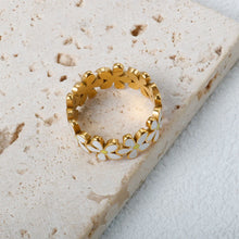 Korean Fashion Little Daisy Rings for Women Girl Fresh Style Accessories Fancy Cute Stainless Steel Ring Gift Statement Jewelry