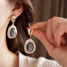 Oil-drop Oval Resin Earrings for Women 2025  Korean Fashion French Retro Earrings Versatile High-end Luxury Designer Jewelry