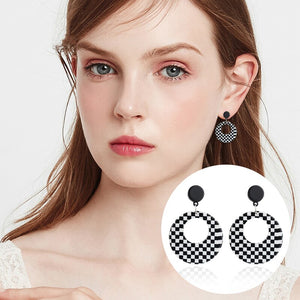 2020 Newest Black white Stripe Drop Earring For Women Water Drop Pendant Earing Hollow Round Cat Earring Jewel Female Brincos