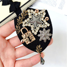 Women Brooches Pins Badge Coat Big Metal Vintage Retro Star Bee Lace Pearl Handmade Wholesale Series Accessories-SW