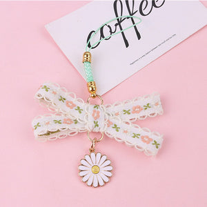 Ins Small Daisy Flower Keychain For Women Bell Ribbon Key Ring Bag Ornaments Airpods Pendent Charm Accessories