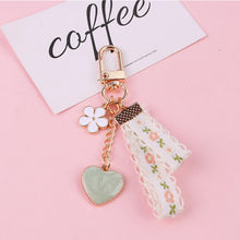 Ins Small Daisy Flower Keychain For Women Bell Ribbon Key Ring Bag Ornaments Airpods Pendent Charm Accessories
